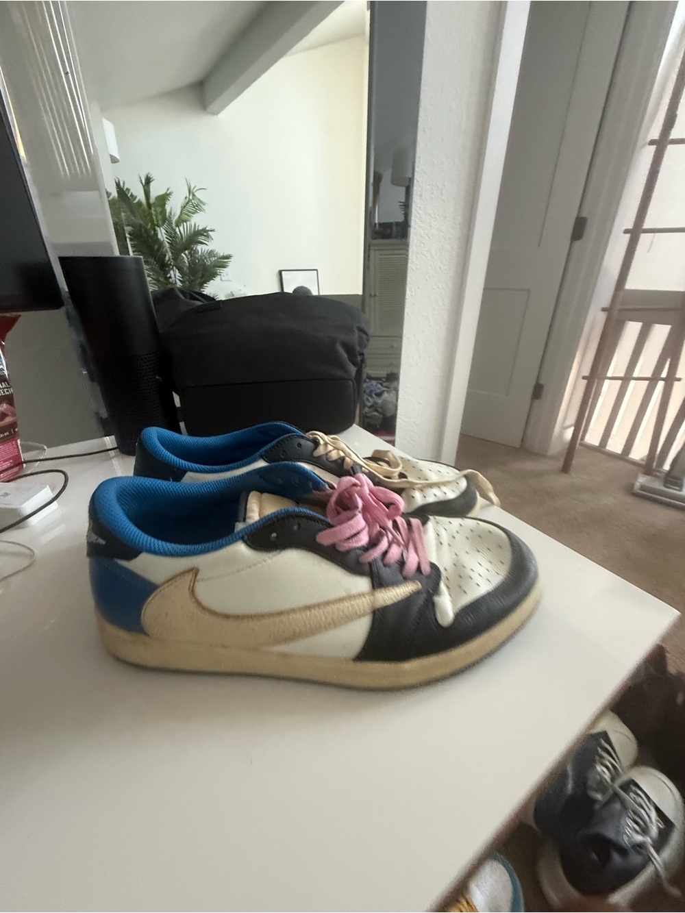 Travis Scott Low-Top Athletic Sneakers in White, Black & Blue with Pink Laces